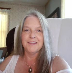 Meet your Posher, Teresa